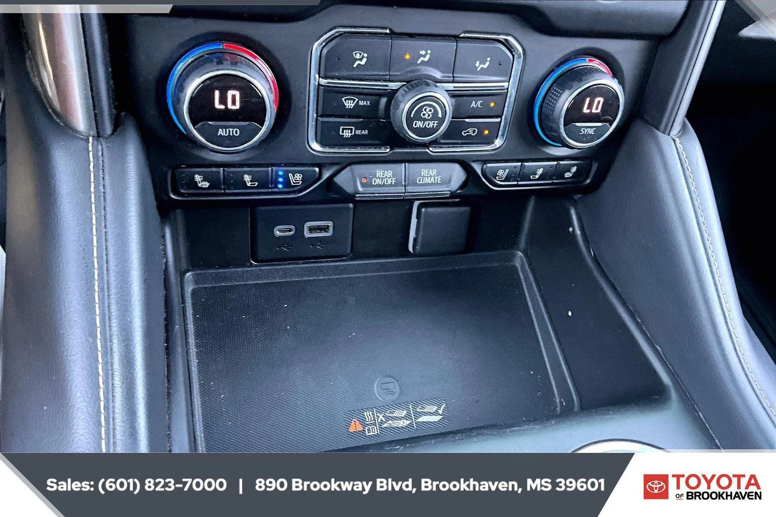 Used 2021 Cherry Red Tintcoat Chevrolet Premier image 24