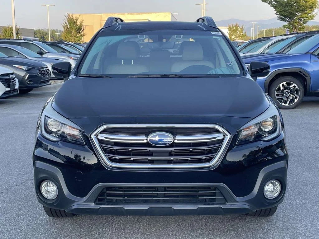 Used 2019 Crystal Black Silica Subaru Limited image 25