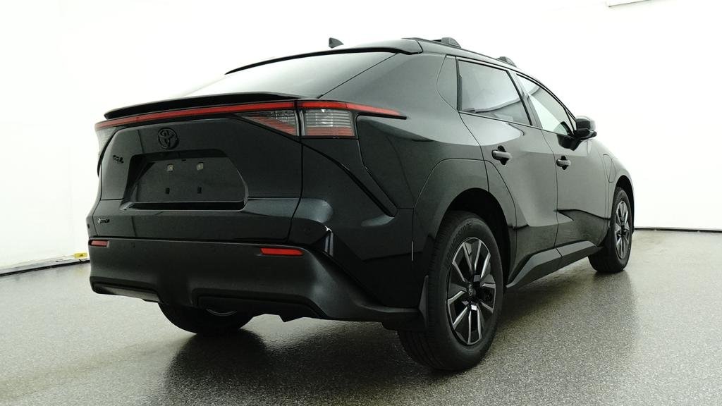 New 2026 Midnight Black Metallic Toyota XLE image 21