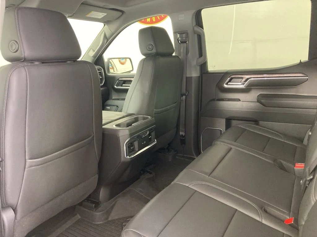 Used 2023 White Chevrolet LTZ image 18