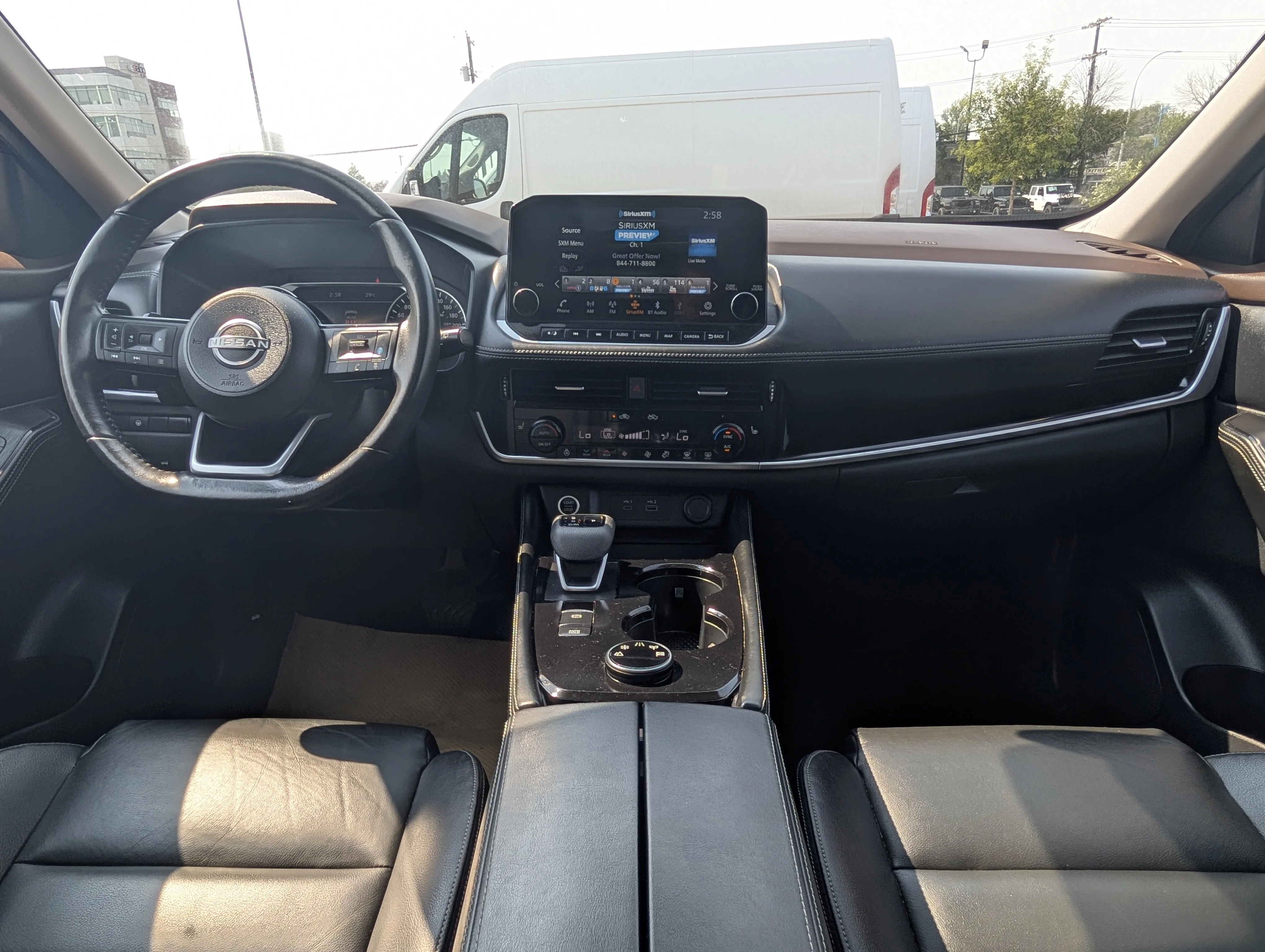 Used 2023 Glacier White Nissan SL image 24