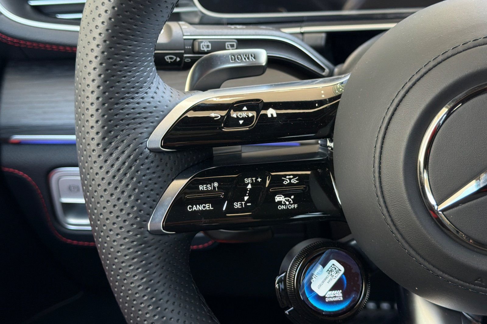 New 2026 Polar White Mercedes-Benz GLE 53 AMG® image 30