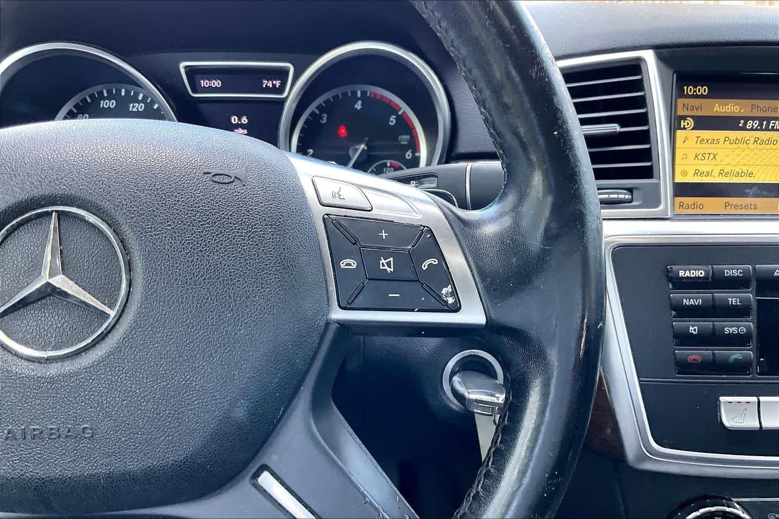 Used 2012 Iridium Silver Metallic Mercedes-Benz ML 350 BlueTEC® image 23