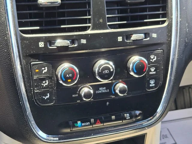 Used 2017 Granite Dodge SXT image 27