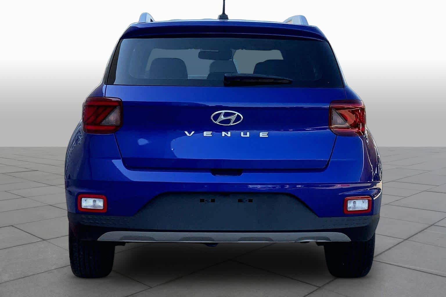 Pre-Owned 2025 Hyundai Venue SEL
