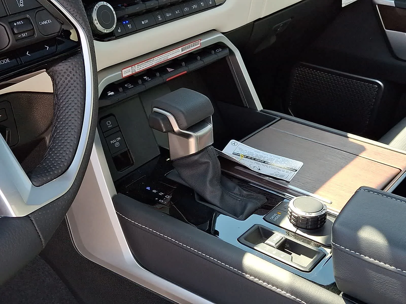 2025 Toyota Tundra Capstone - Photo 12