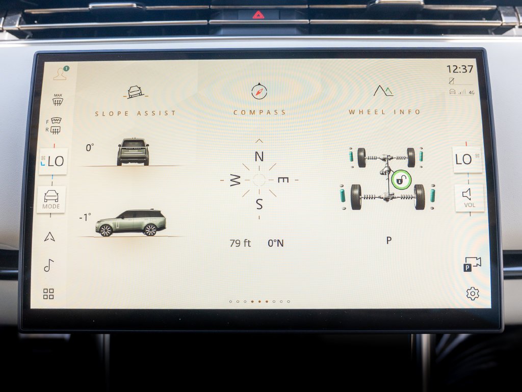 2025 Land Rover Range Rover SE - Photo 24