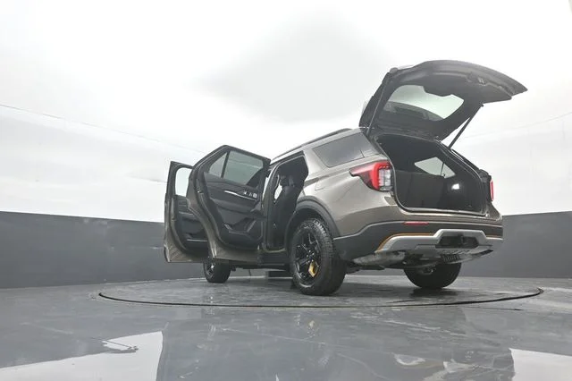 New 2026 Marsh Gray Ford Tremor® image 42