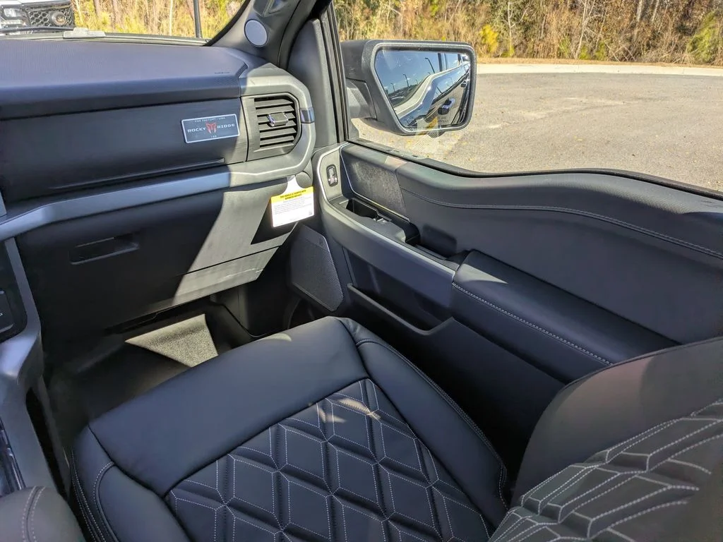 New 2026 Antimatter Blue Metallic Ford XLT image 20