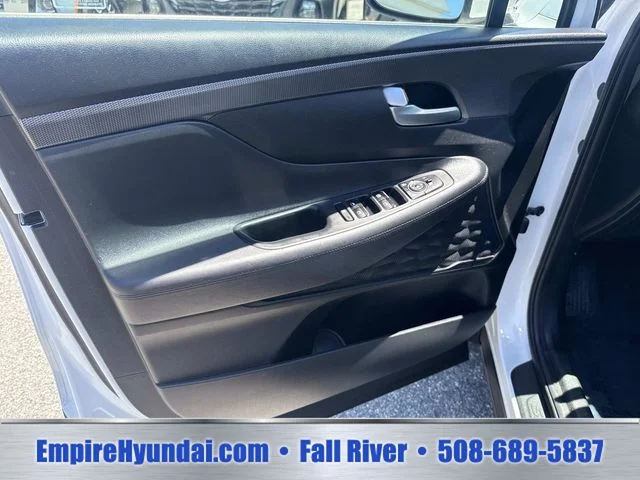 Used 2020 Gray Hyundai SE image 15