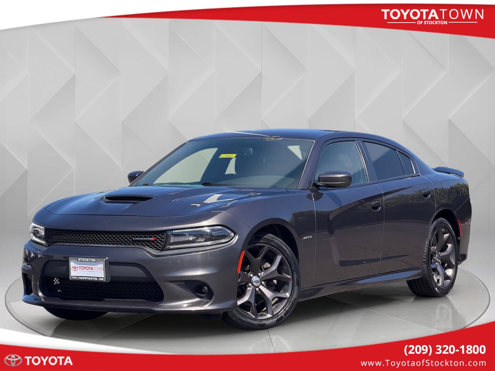 2019 Dodge Charger R/T's photo