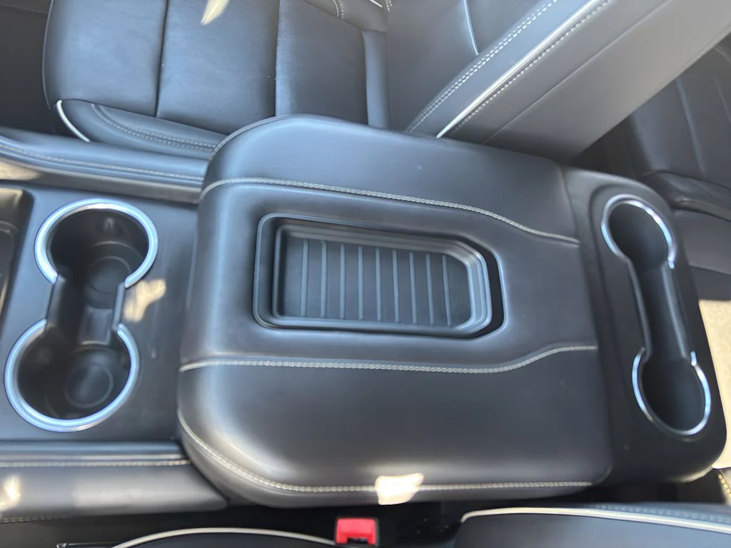 Used 2024 Onyx Black GMC SLT image 15