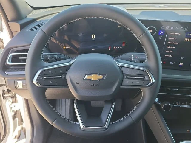 New 2026 Summit White Chevrolet LT image 27