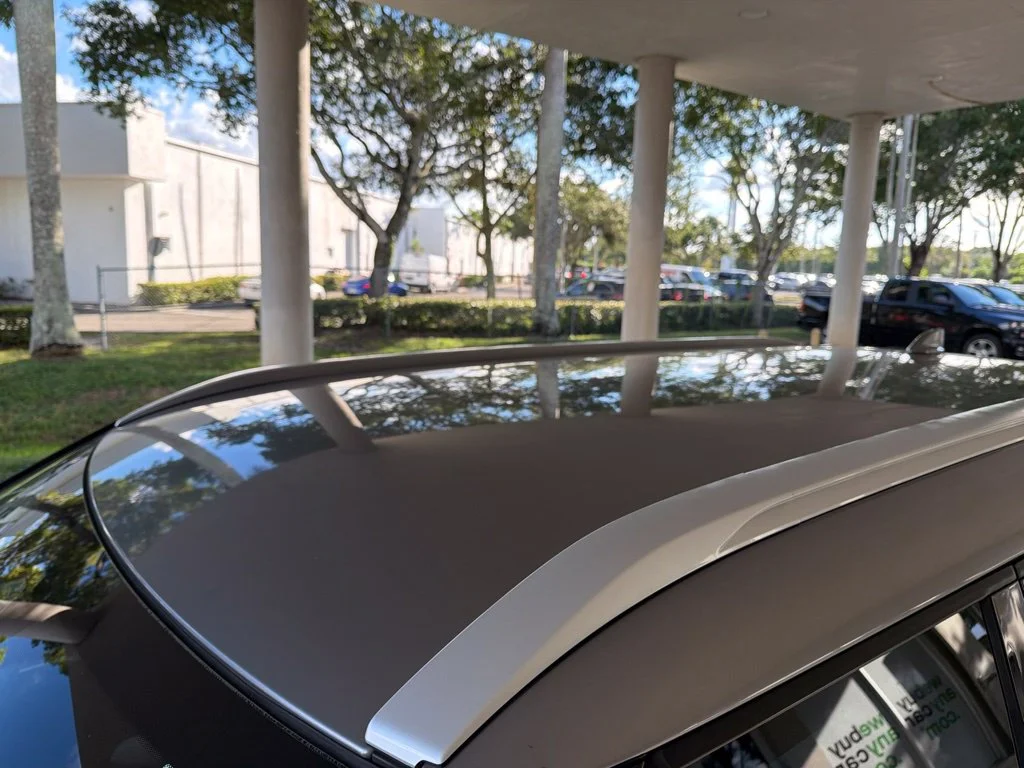 Used 2022 Silver Mitsubishi SEL image 17