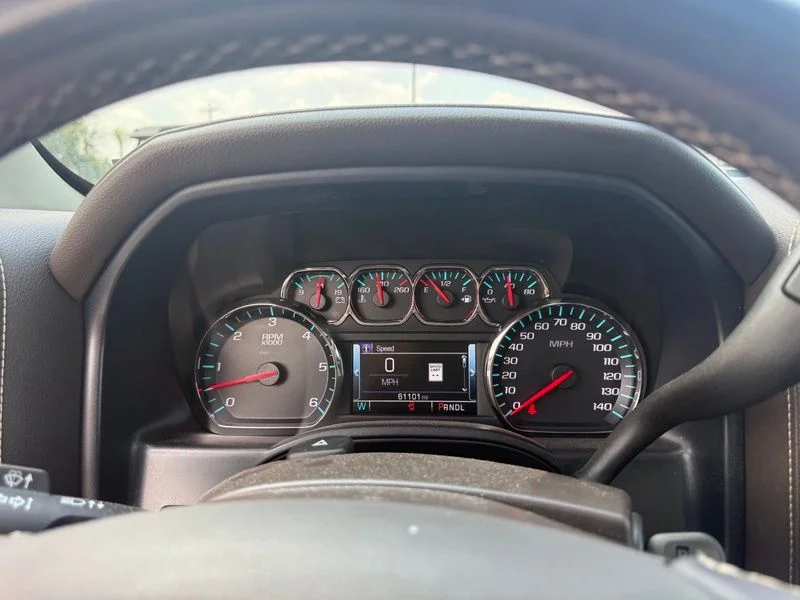 Used 2018 Red GMC SLT image 8