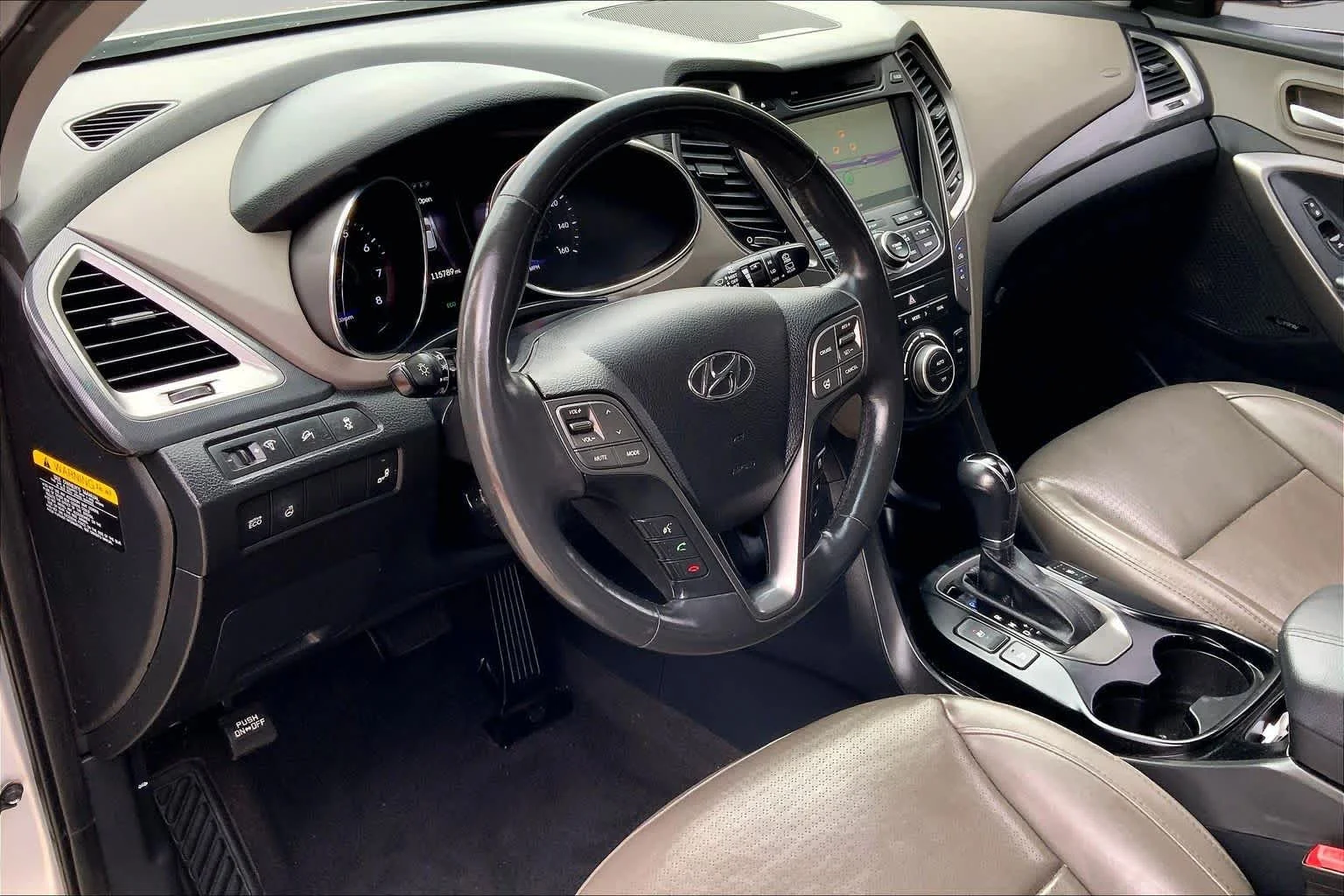Used 2016 Sparkling Silver Hyundai  image 18