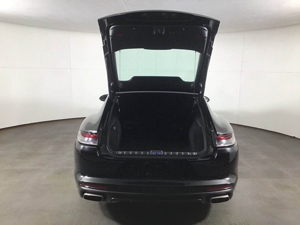 Certified Used 2023  Porsche 4 image 18