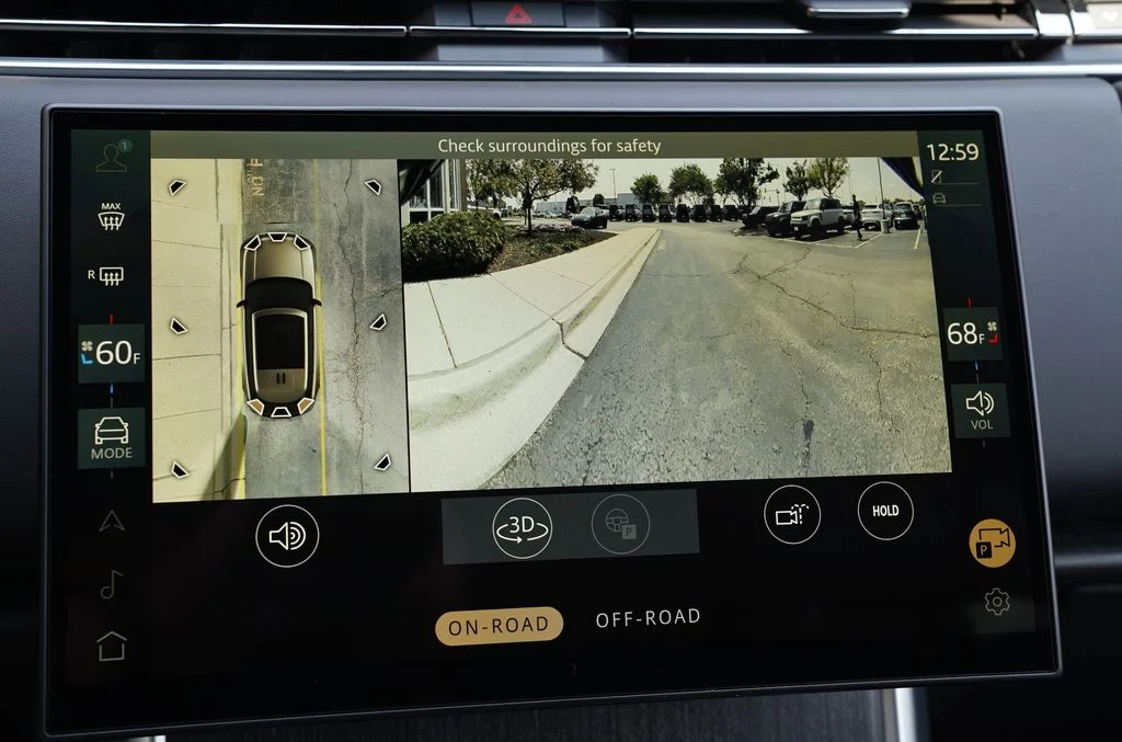 New 2026 Santorini Black Land Rover SE image 25