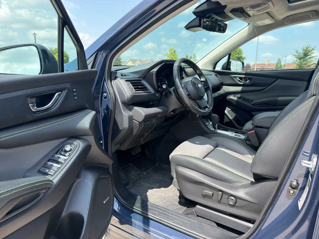 Used 2023 Cosmic Blue Pearl Subaru Onyx Edition Limited image 13
