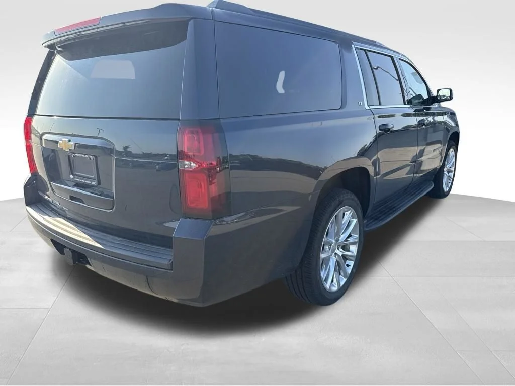 Used 2020 Blue Chevrolet LT image 4