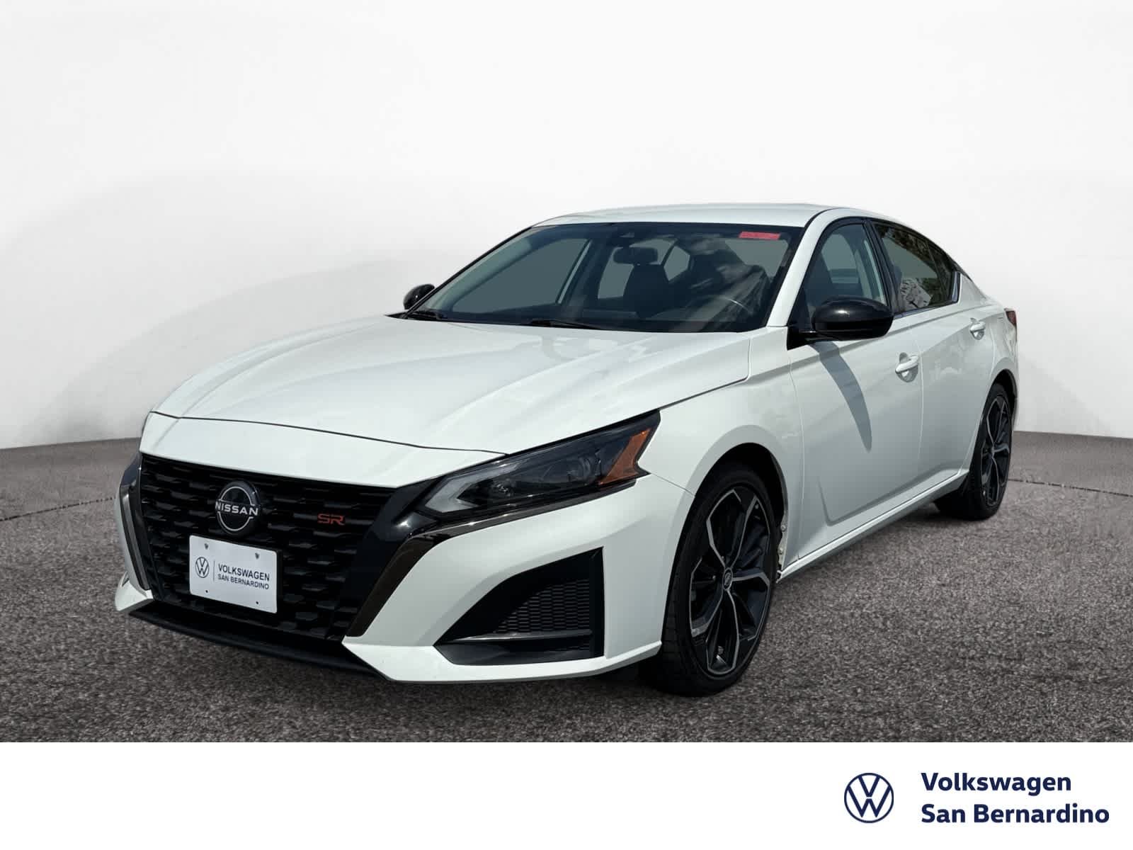 2023 Nissan Altima SR