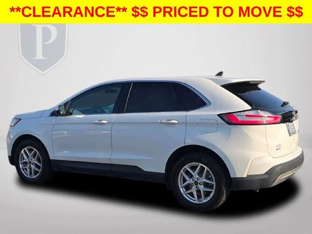 Used 2024 White Ford SEL image 10