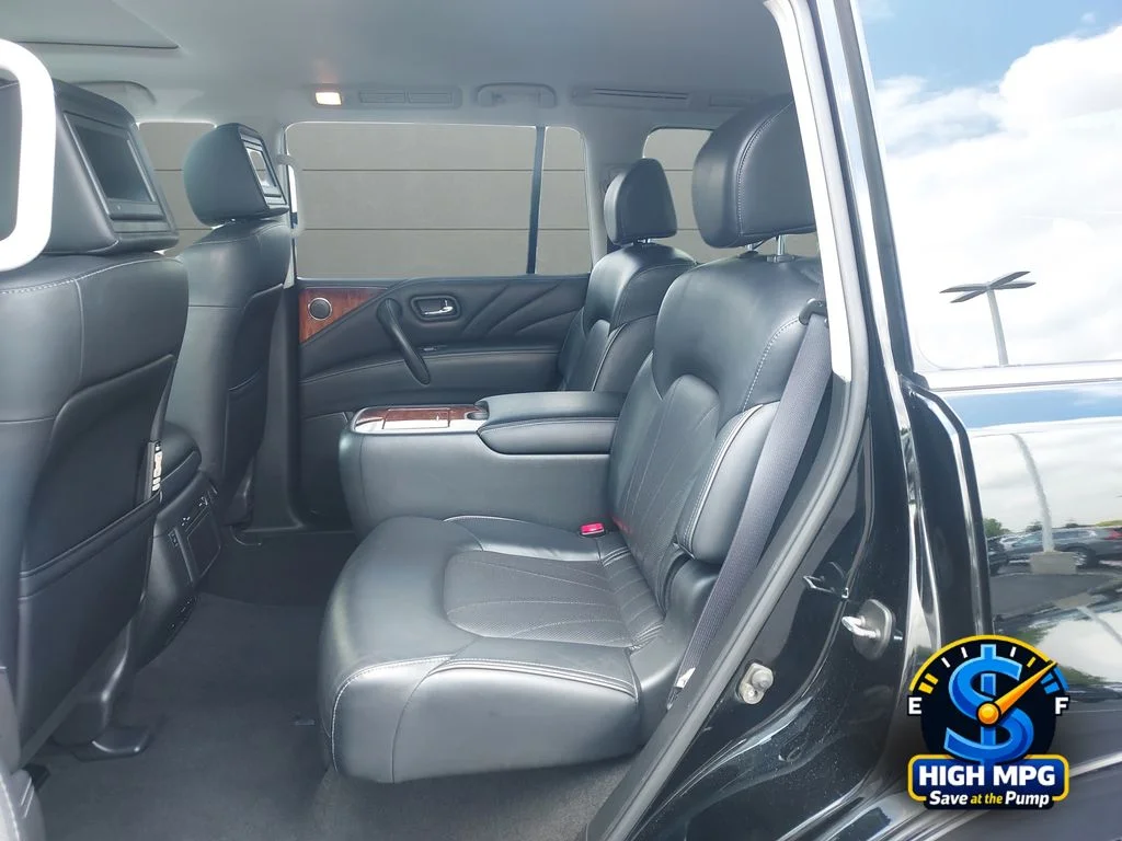 Used 2017 Black INFINITI Base image 22