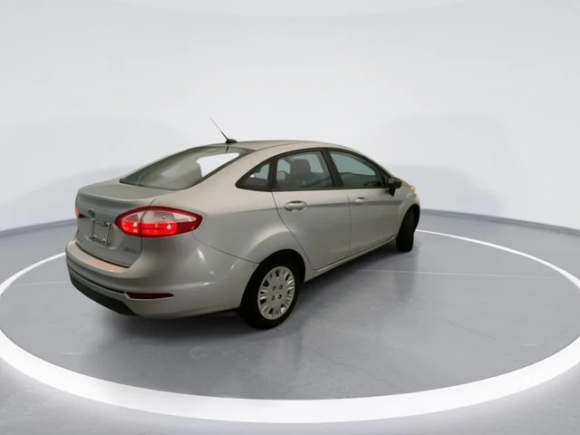 Used 2016 Silver Ford S image 6