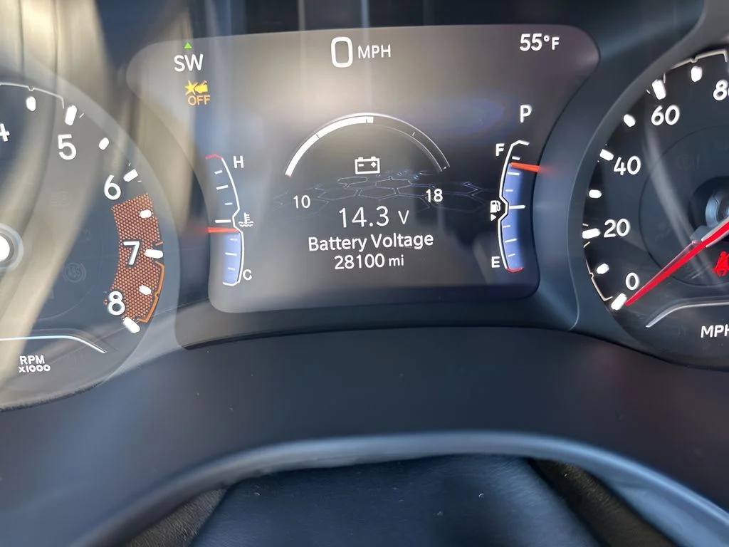 Used 2024 Silver Jeep Limited image 22