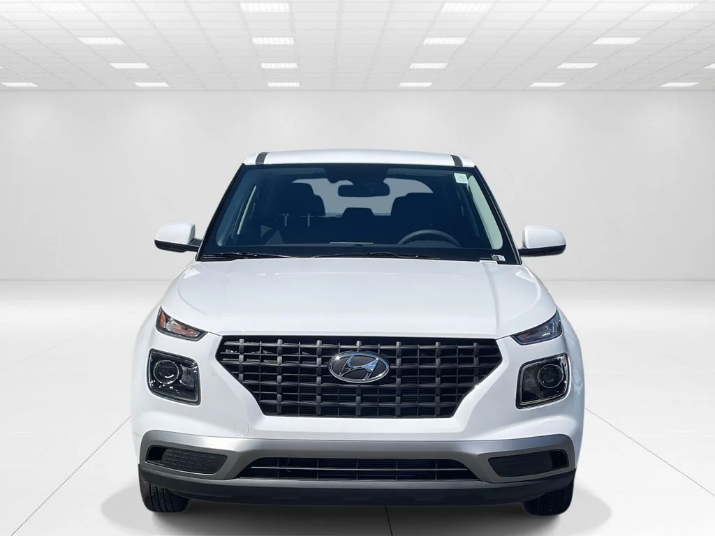 New 2026 White Hyundai SE image 2