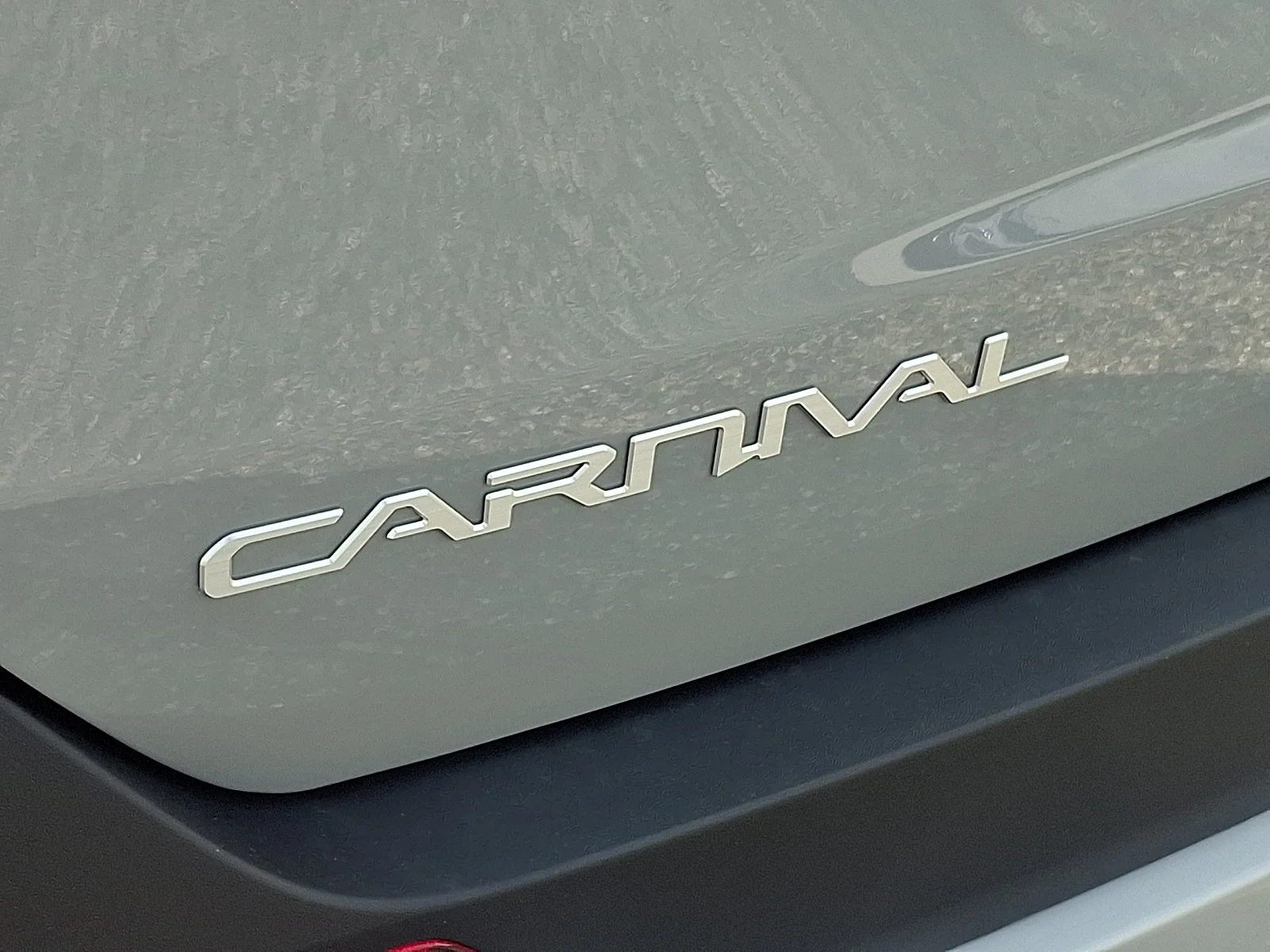 New 2027 White Kia LX image 22