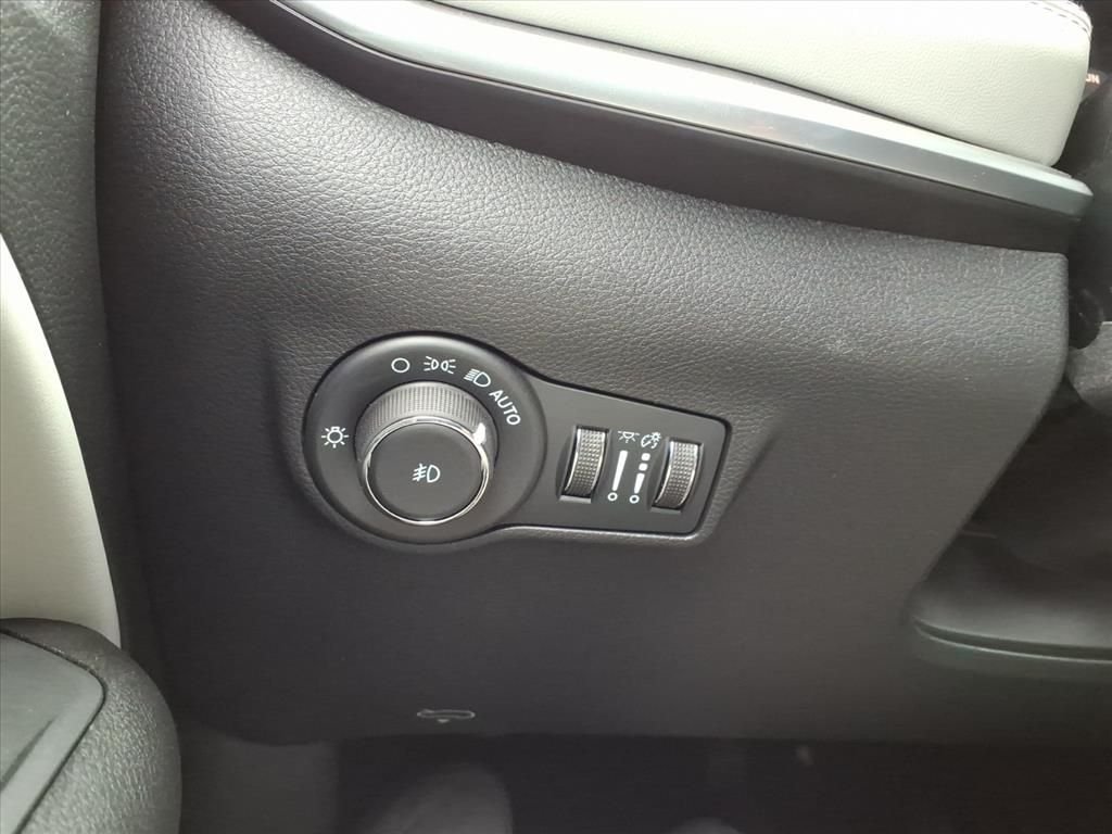 New 2026 Bright White Clearcoat Jeep Limited image 19