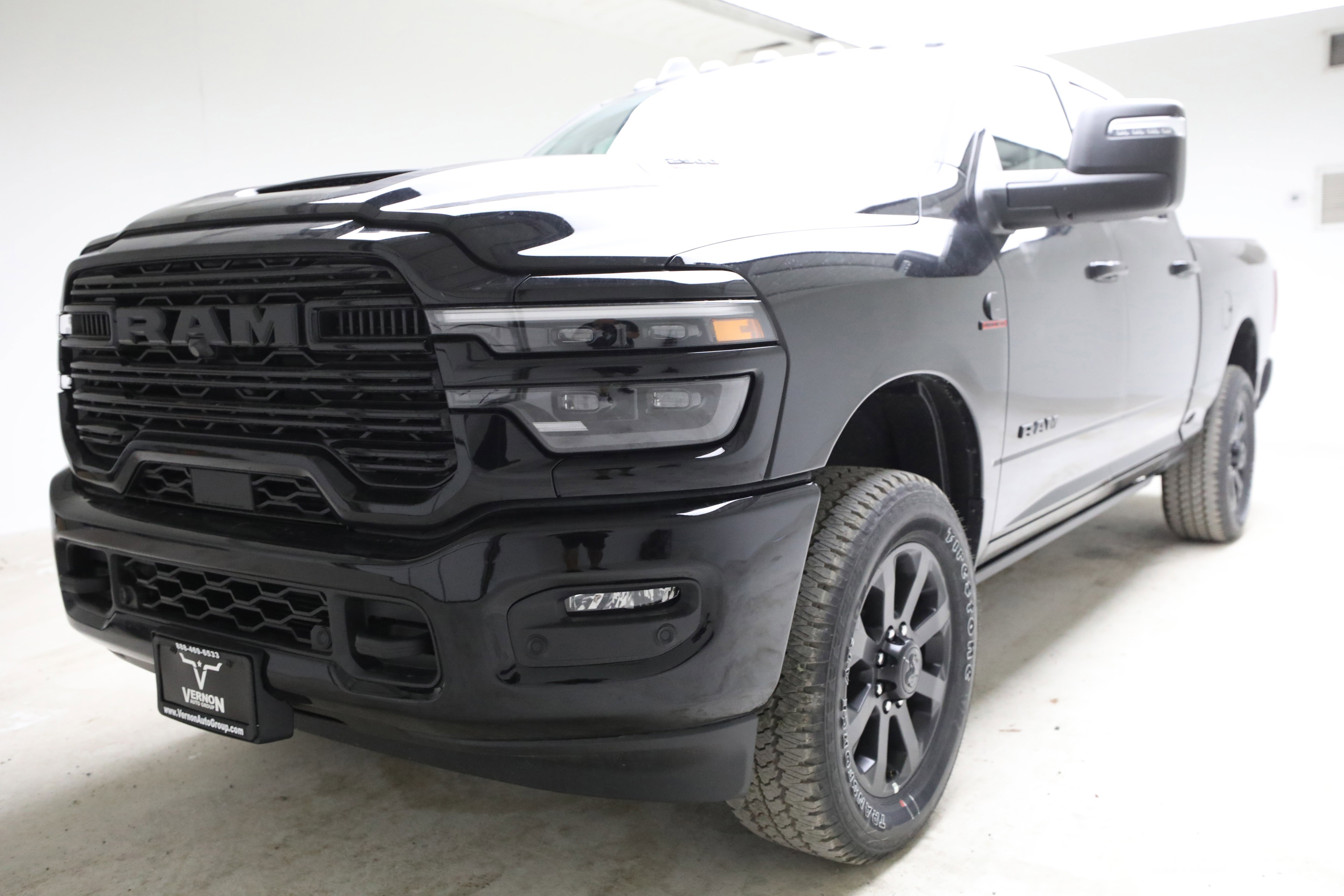 New 2026 Diamond Black Crystal Pearlcoat Ram N image 1