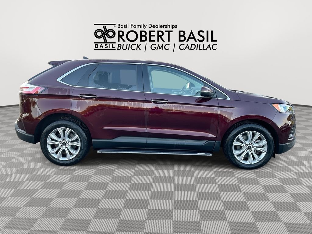 Used 2023 Red Ford Titanium image 9