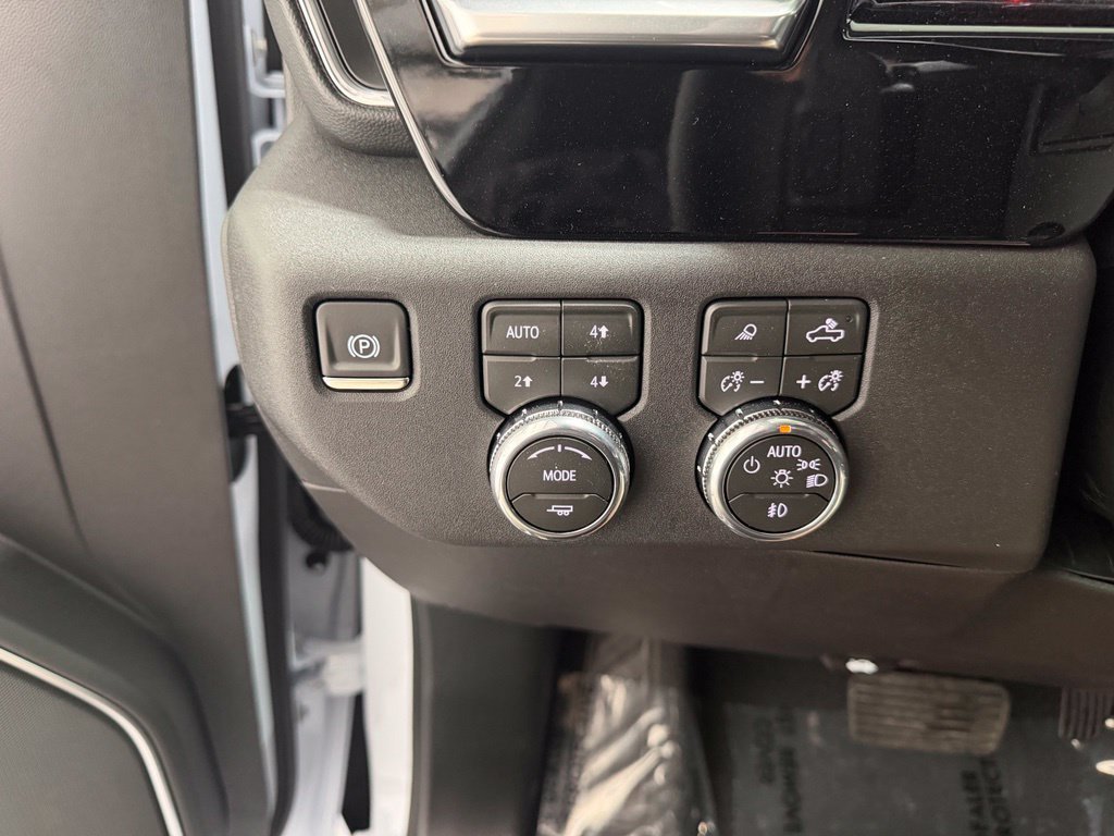 2026 GMC Sierra 1500 SLT - Photo 14
