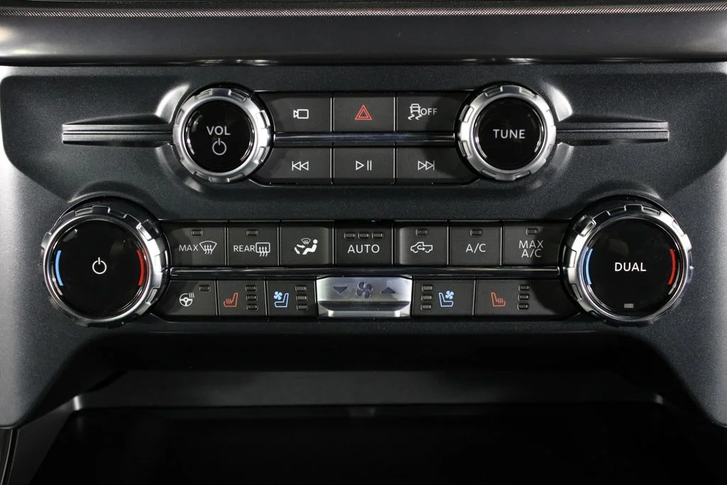 New 2026 White Ford Tremor image 28