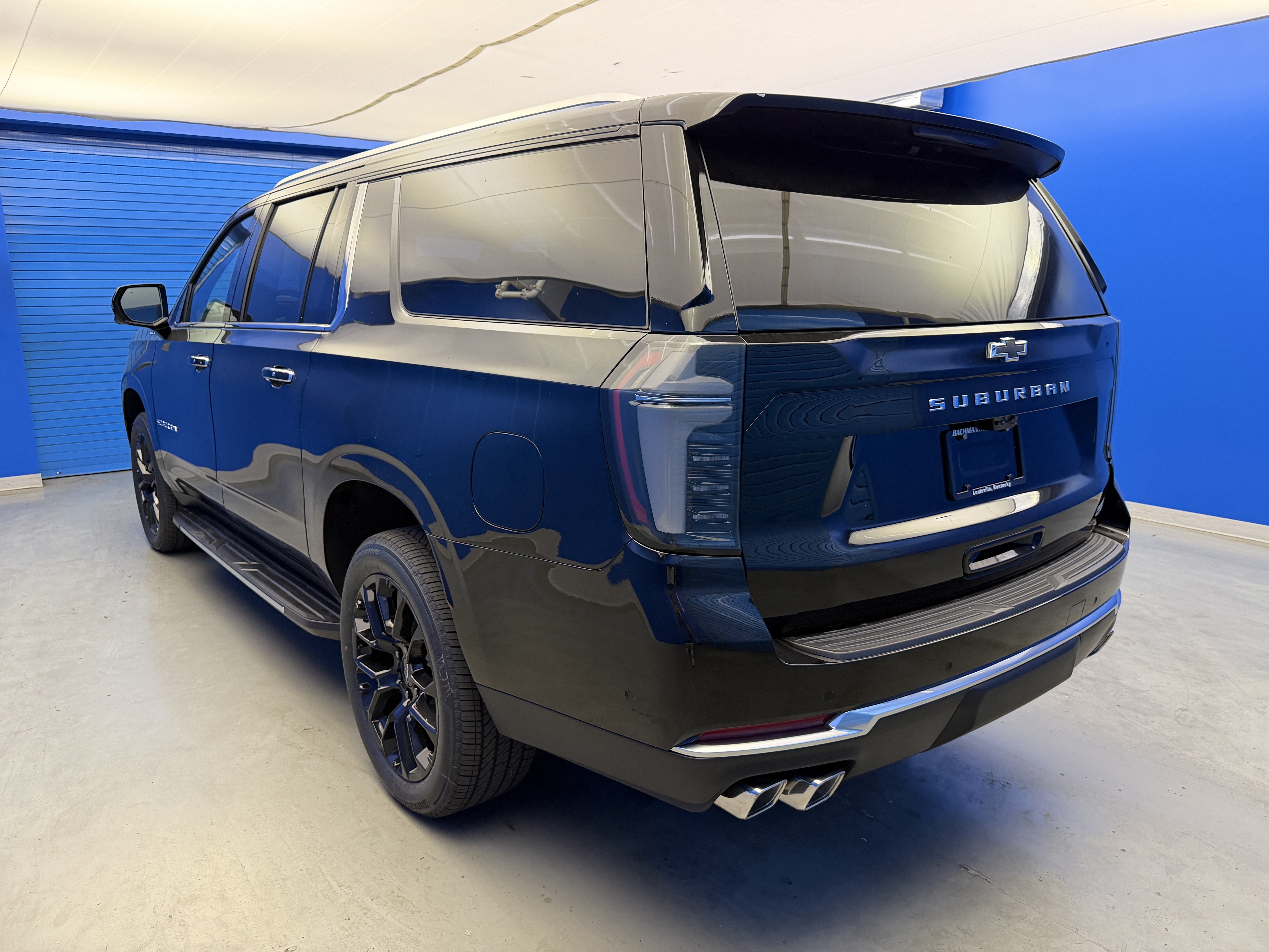 2026 Chevrolet Suburban High Country - Photo 5