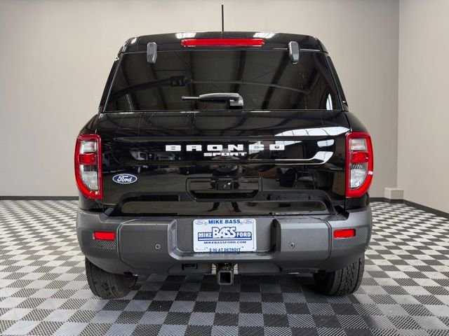 New 2026 Shadow Black Ford Badlands® image 9