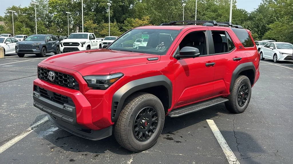 2026 Toyota 4Runner TRD Off-Road - Photo 2