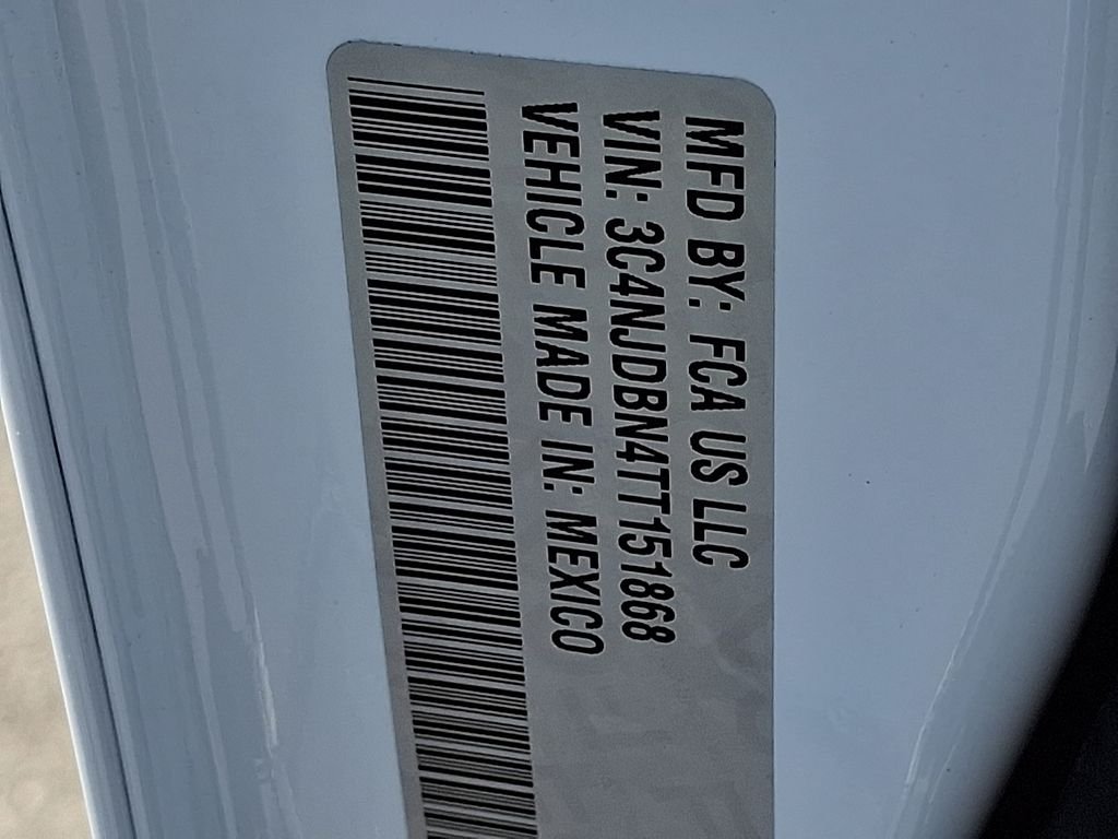 Used 2026 White Jeep Latitude image 27