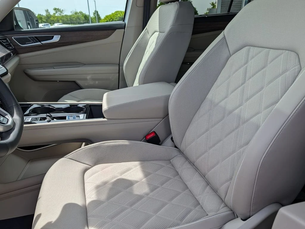 New 2026 White/off-white Volkswagen 2.0T SEL Premium R-Line image 11