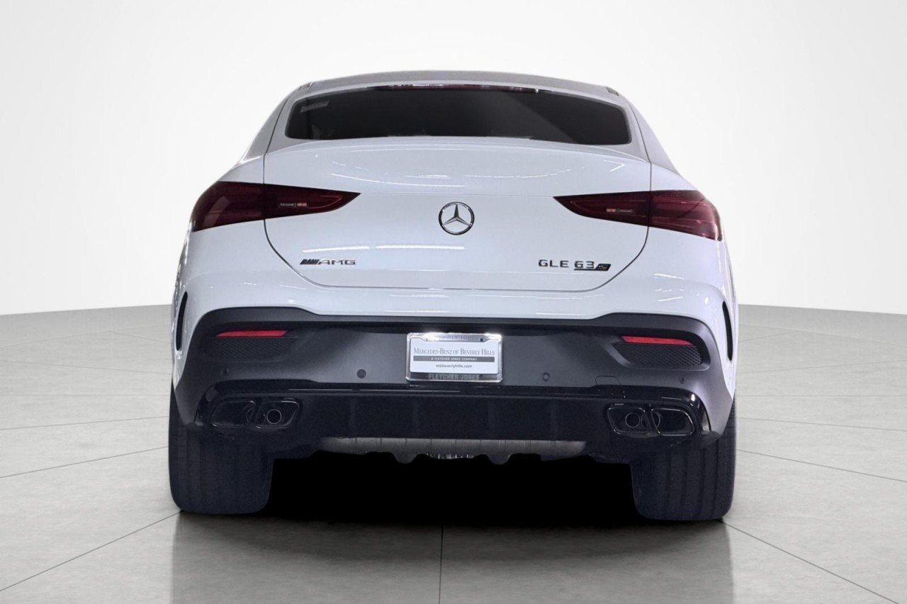 New 2026 MANUFAKTUR Moonlight White Metallic Mercedes-Benz AMG® GLE 63 S 4MATIC+ Coupe image 3