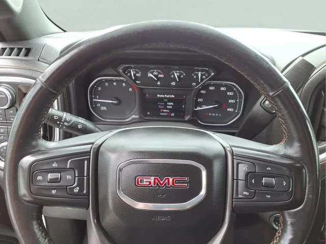 Used 2022 Summit White GMC AT4 image 11