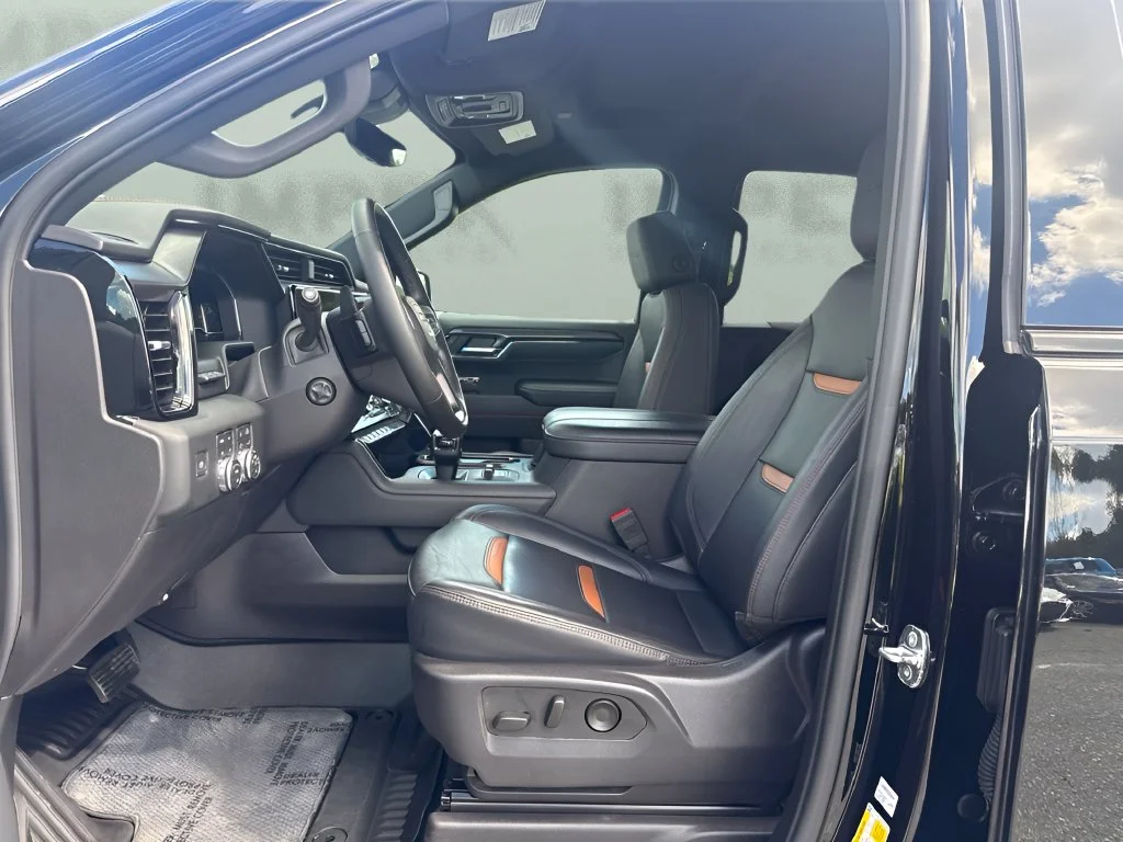 Used 2024 Black GMC AT4 image 10