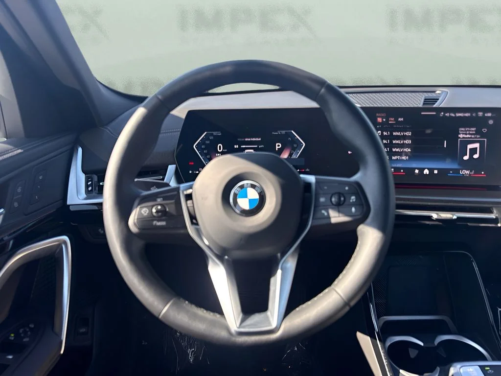 Used 2026 White BMW xDrive28i image 13