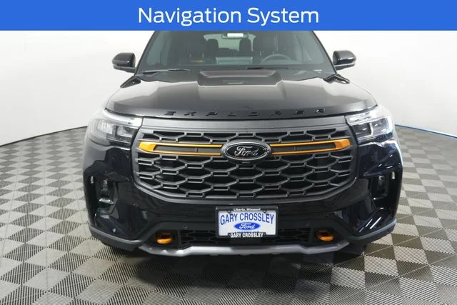 New 2026 Agate Black Metallic Ford Tremor® image 3
