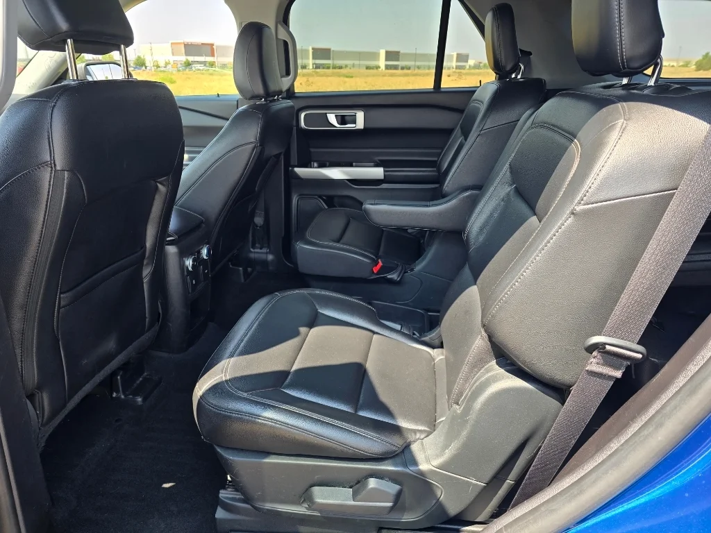 Used 2021 Atlas Blue Metallic Ford XLT image 14