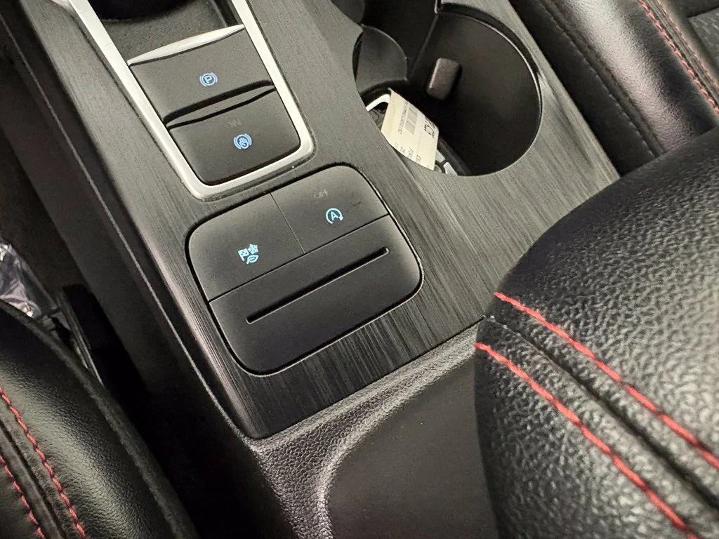Used 2025 Gray Ford ST-Line image 39