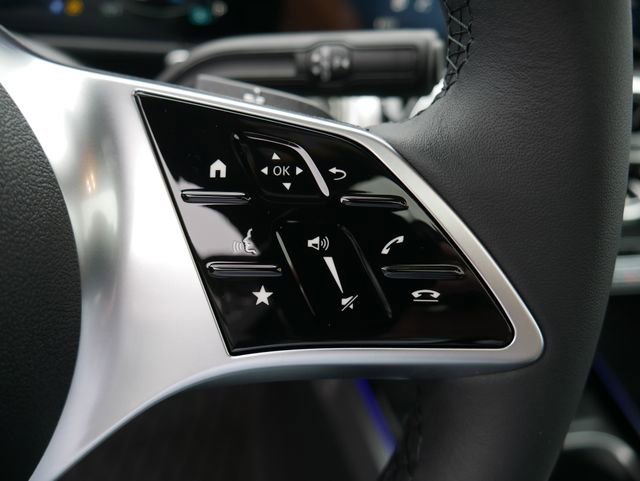 New 2026 Night Black Mercedes-Benz GLB 250 image 34