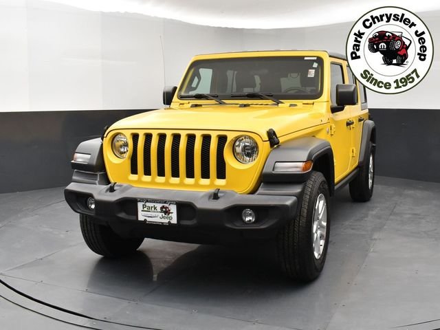 Used 2019 Jeep Wrangler Unlimited Sport S with VIN 1C4HJXDG9KW557120 for sale in Burnsville, Minnesota